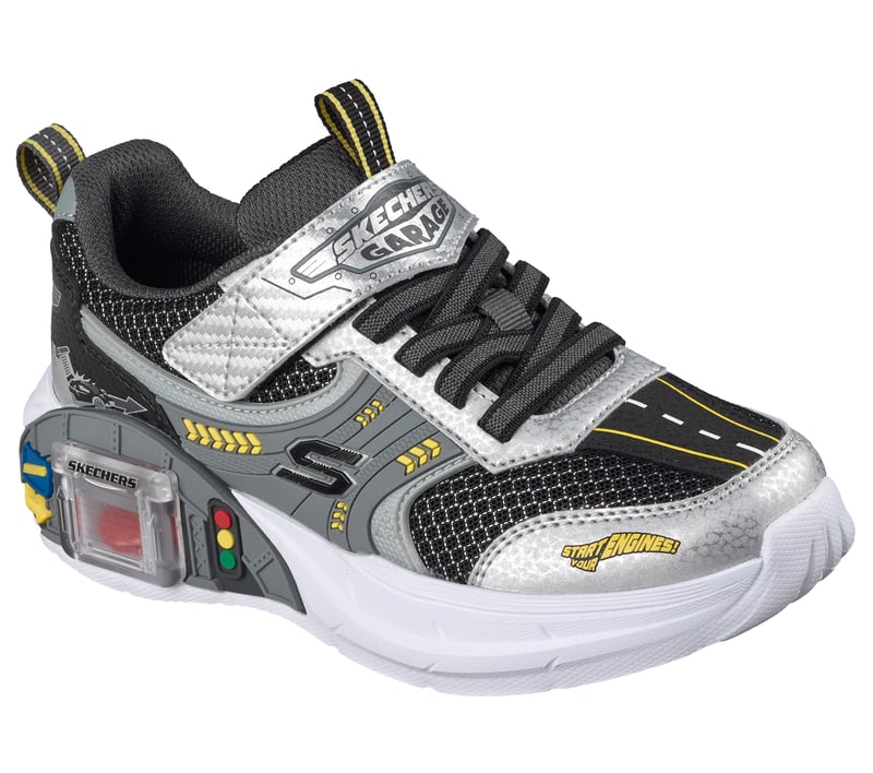 Skechers Garage