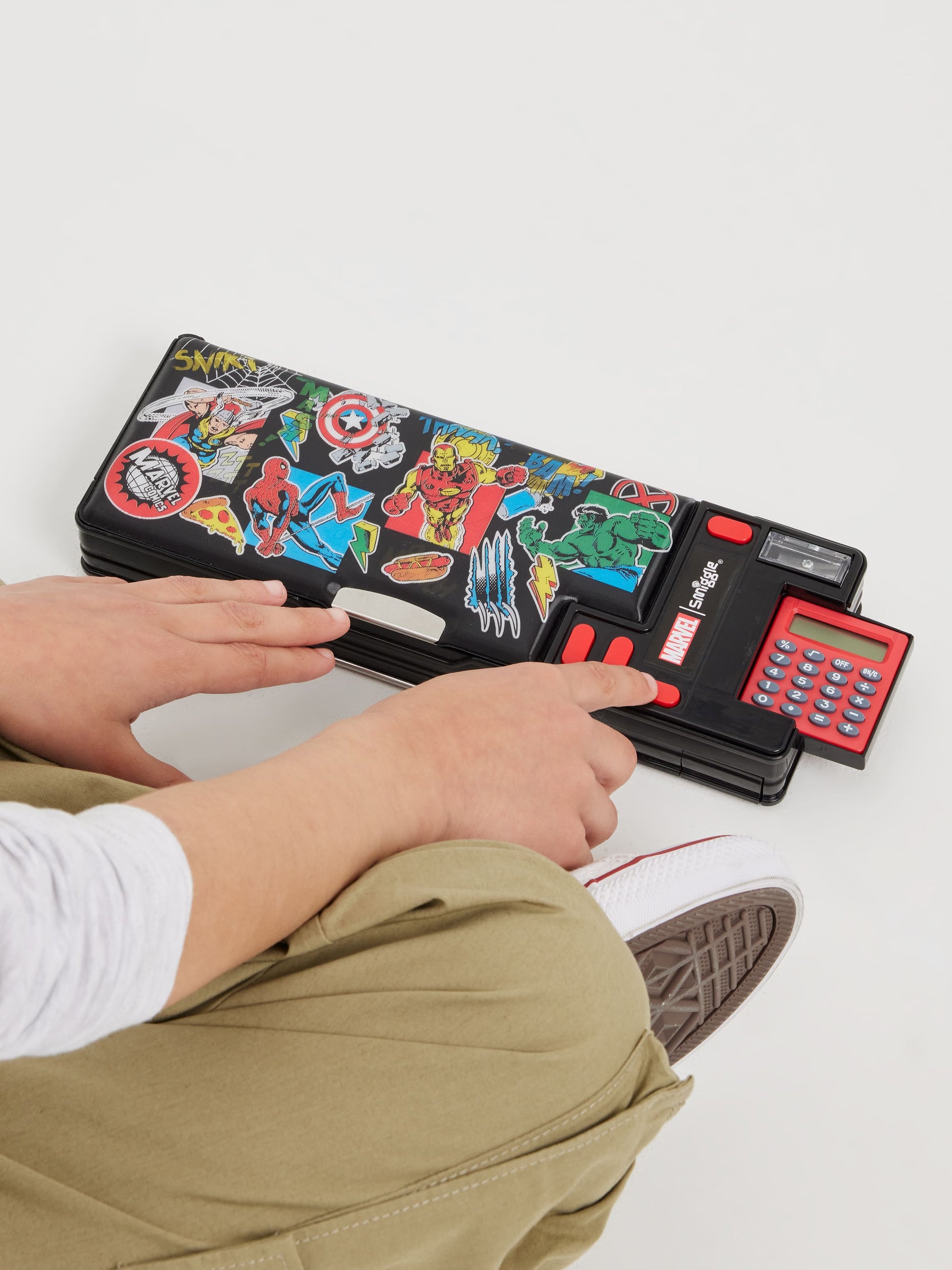 Marvel Pop Out Pencil Case Black