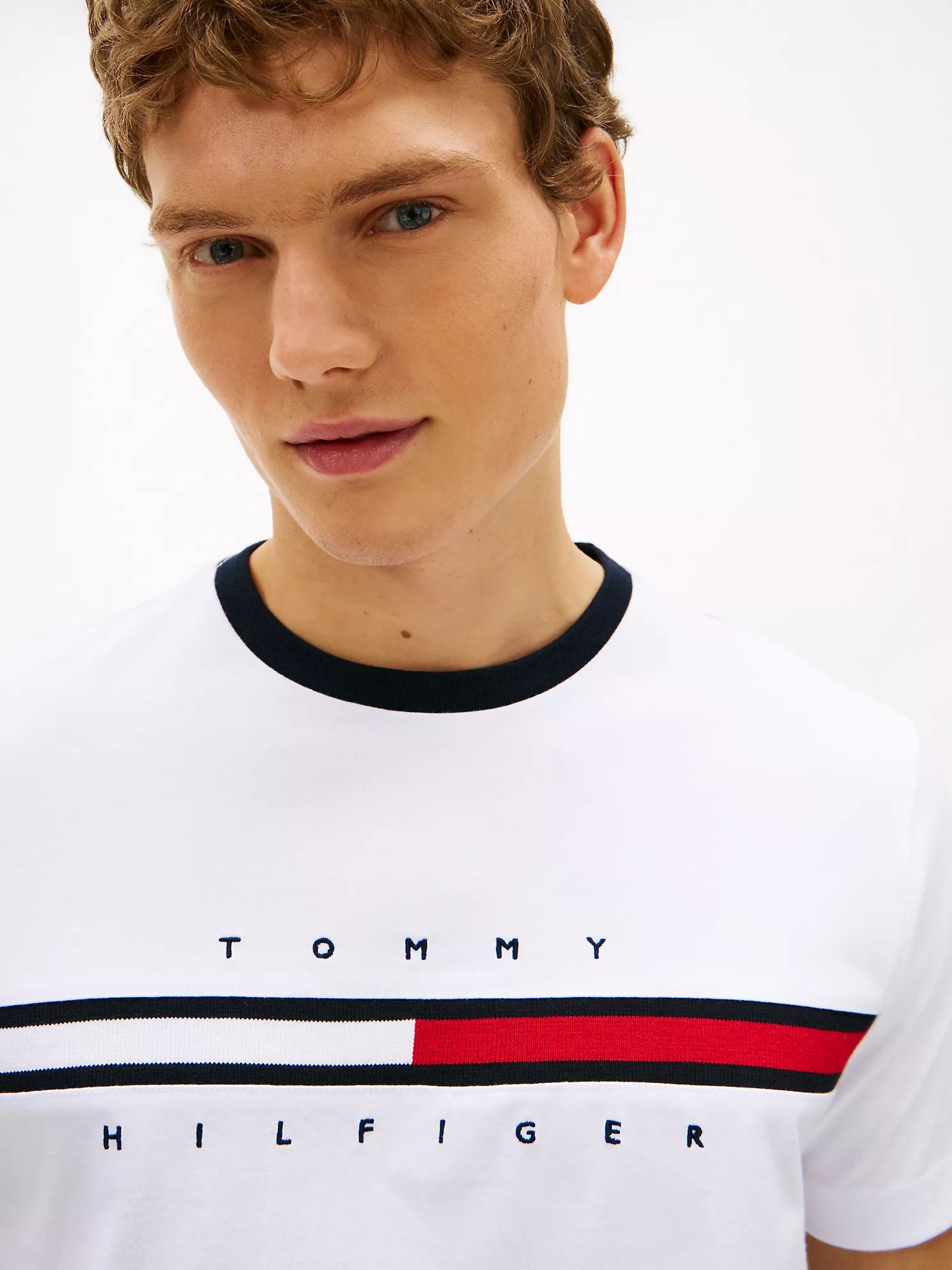 Tommy Hilfiger Embroidered Flag Logo T-Shirt men