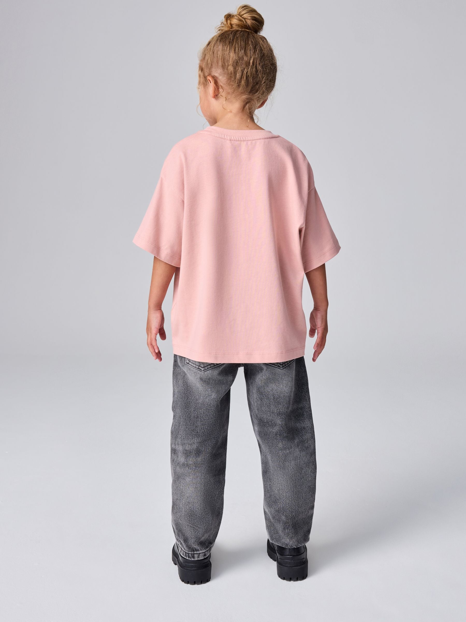 smALLSAINTS Mid Pink Oversized Girls Underground Crew T-Shirt