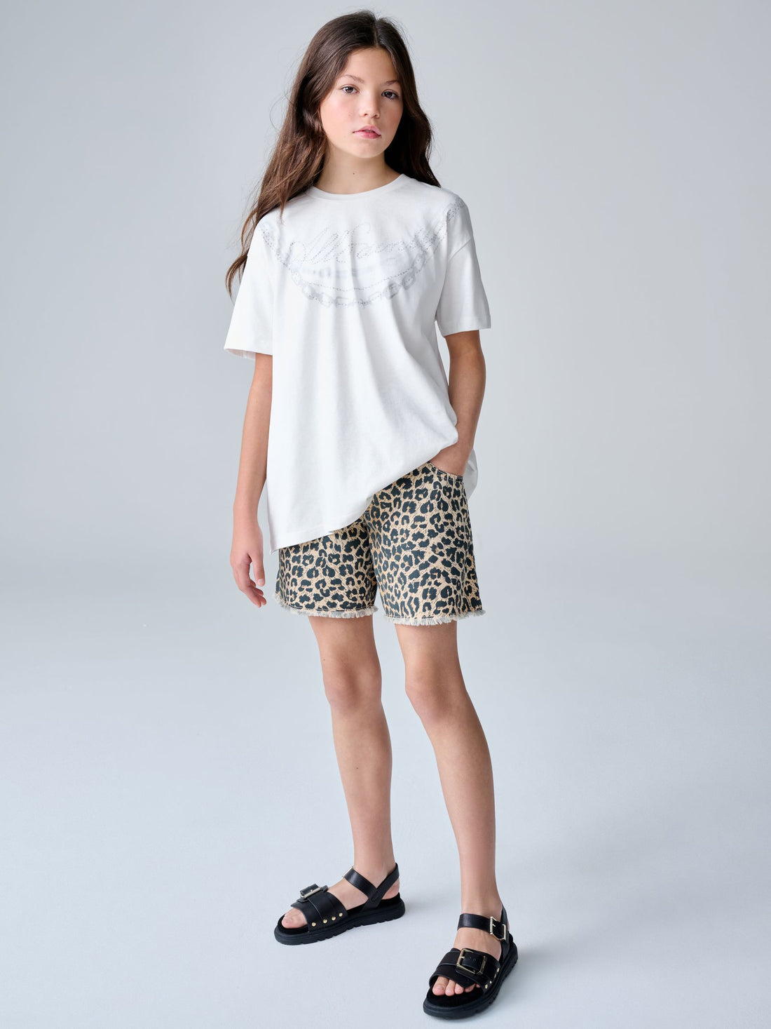 smALLSAINTS White Ruched Back Graphic Oversized Crew Neck T-Shirt