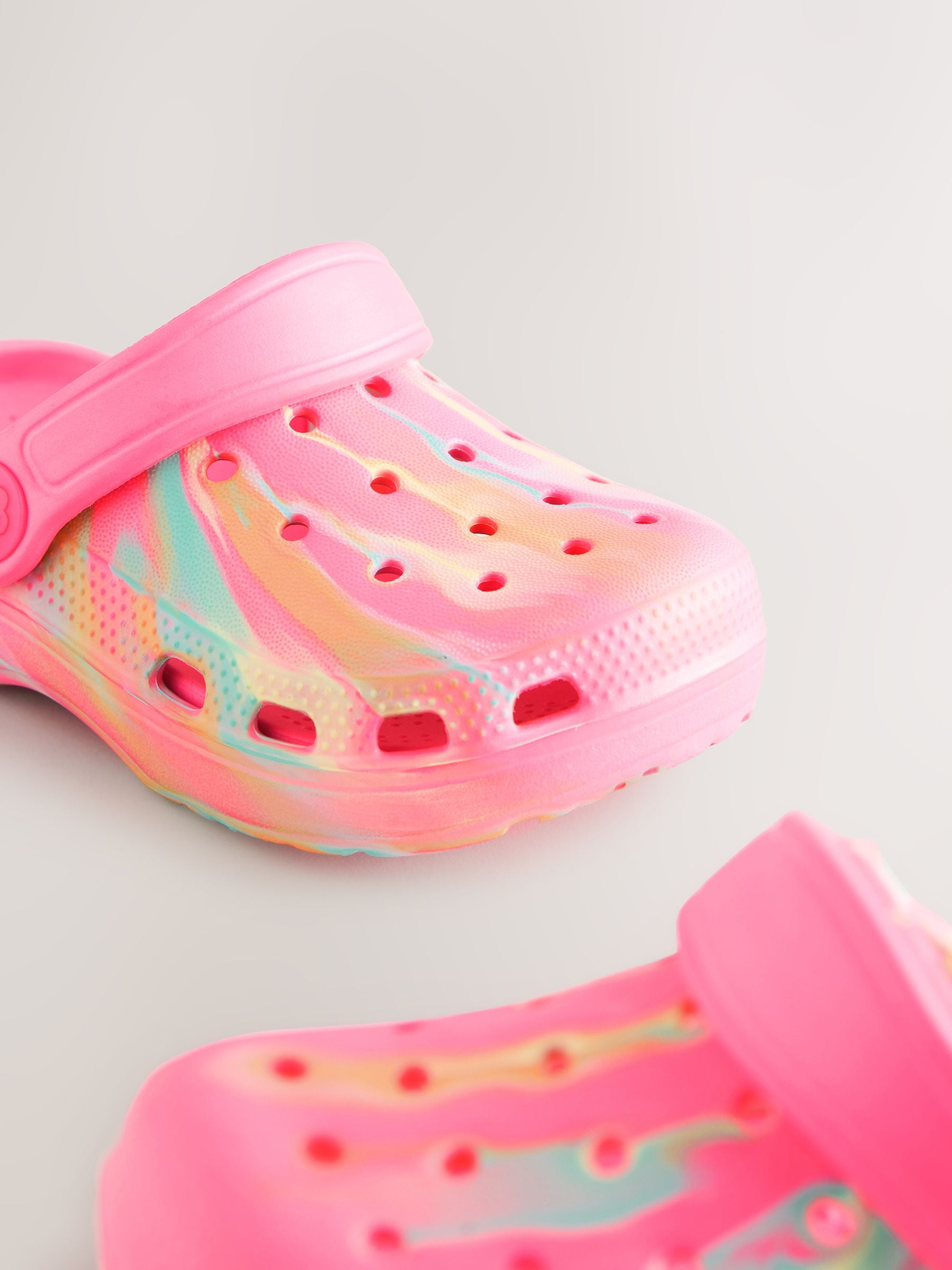 Bright Pink Marble Standard Fit (F) Comfort Clogs