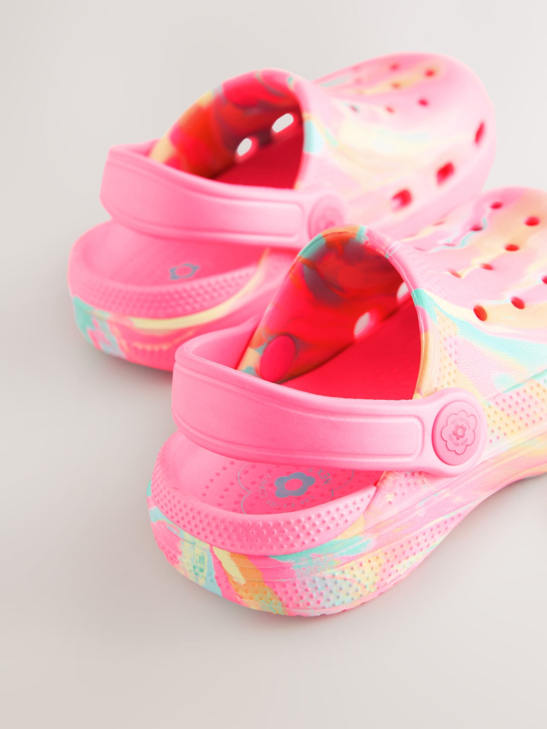 Bright Pink Marble Standard Fit (F) Comfort Clogs