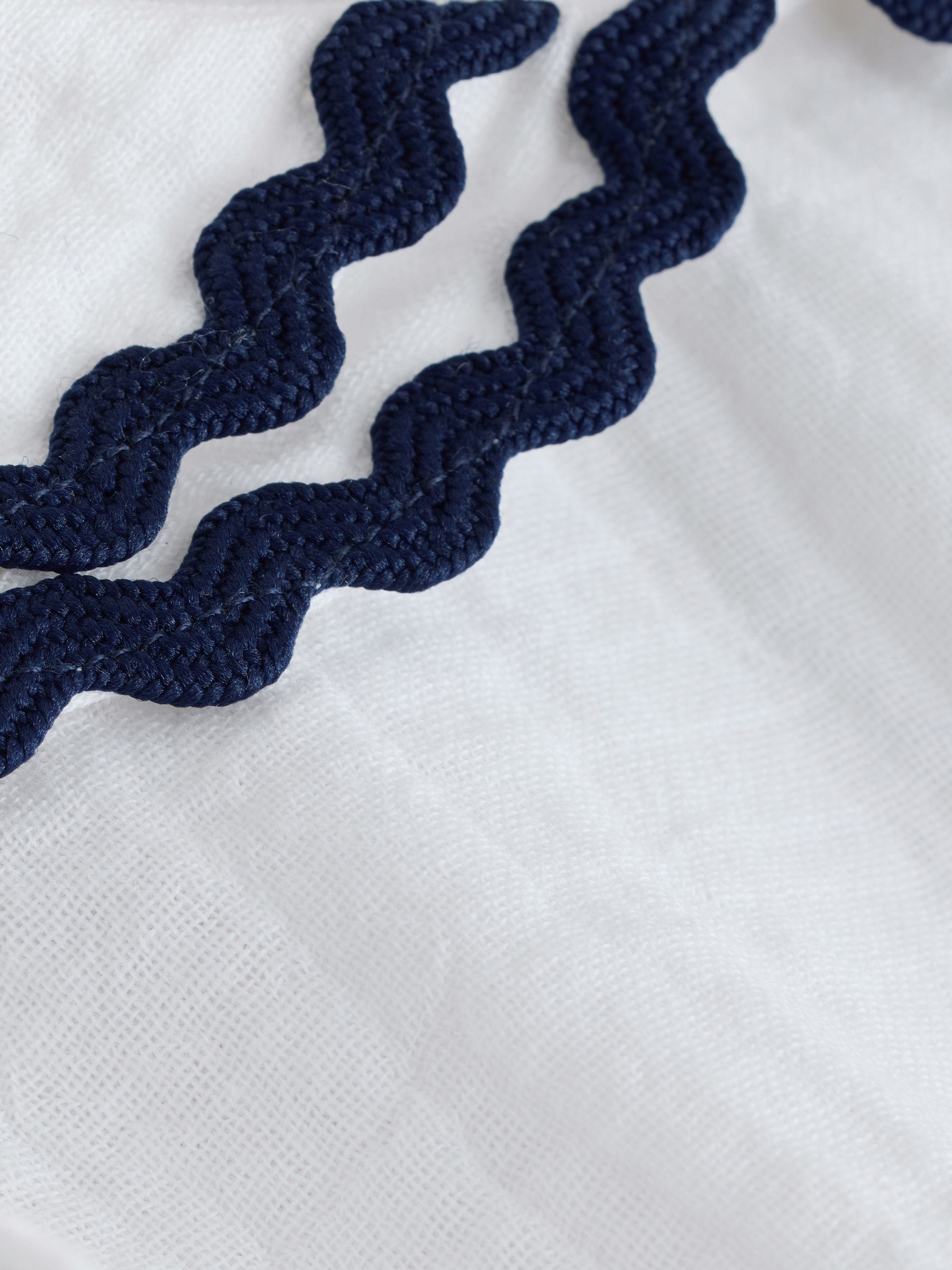 White Ric Rac Collar Dress (3mths-8yrs)