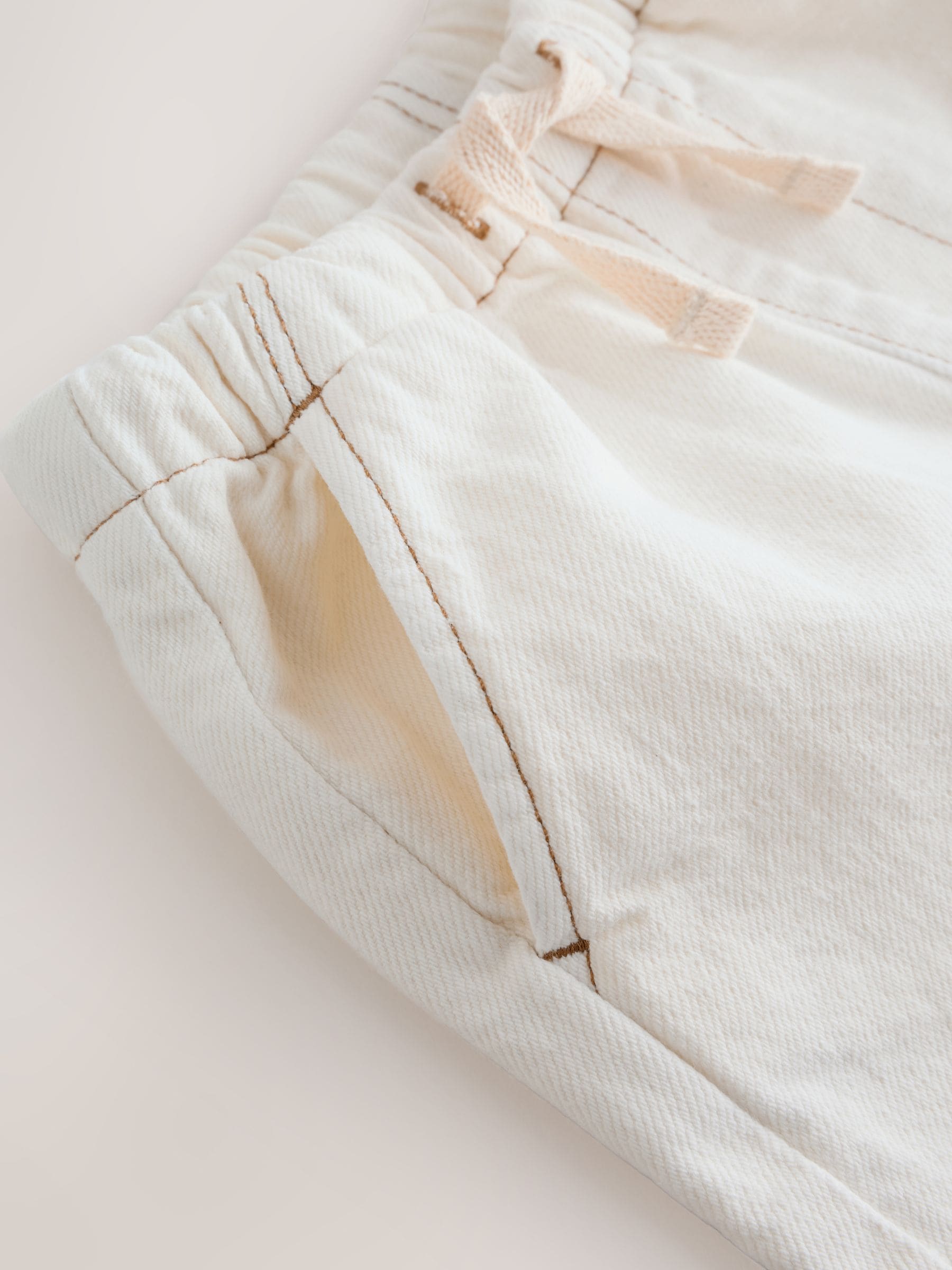 Ecru Pull On Loose Denim Shorts (3mths-7yrs)