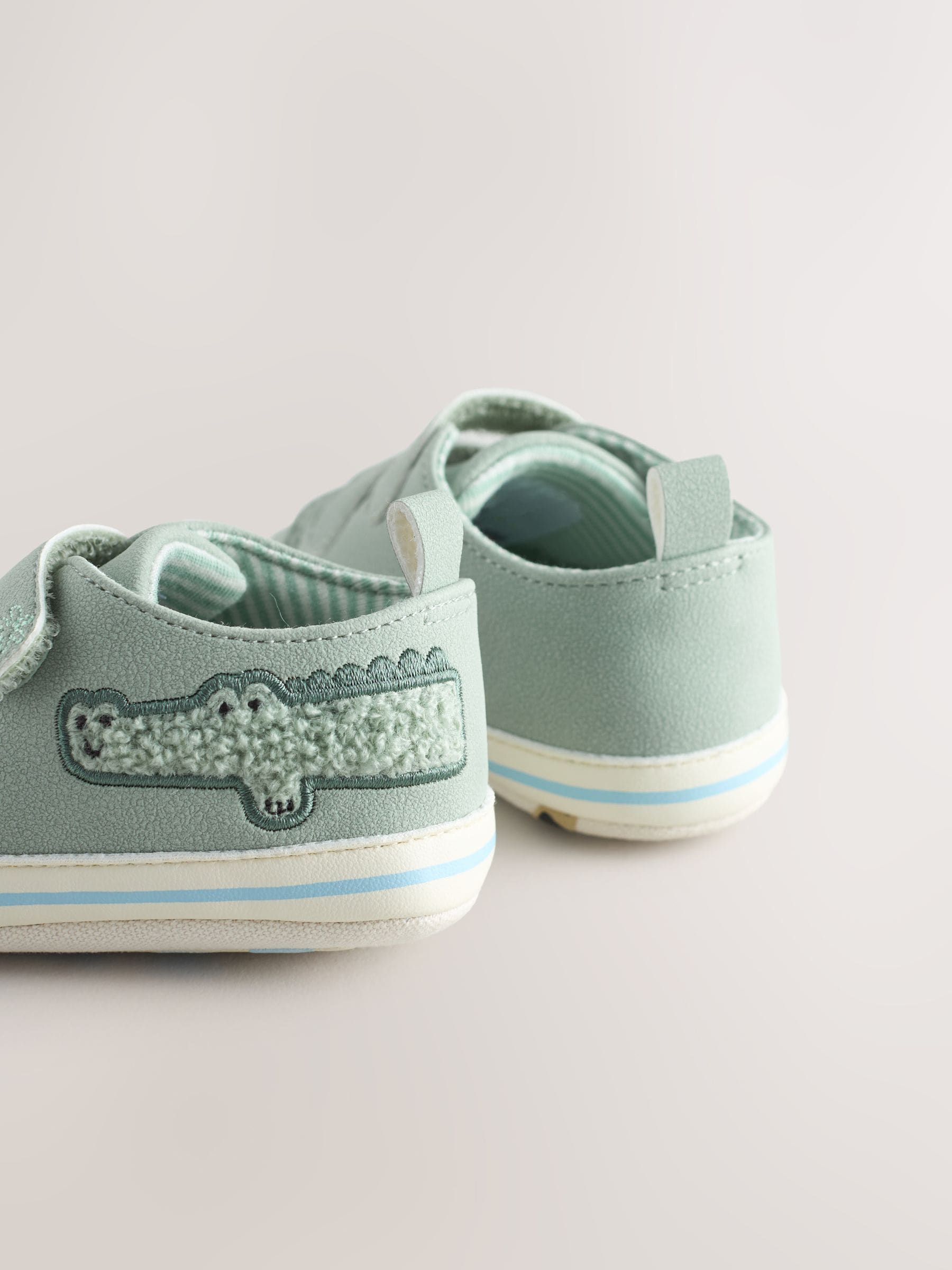 Green Safari Touch Fastening Baby Trainers (0-2mths)