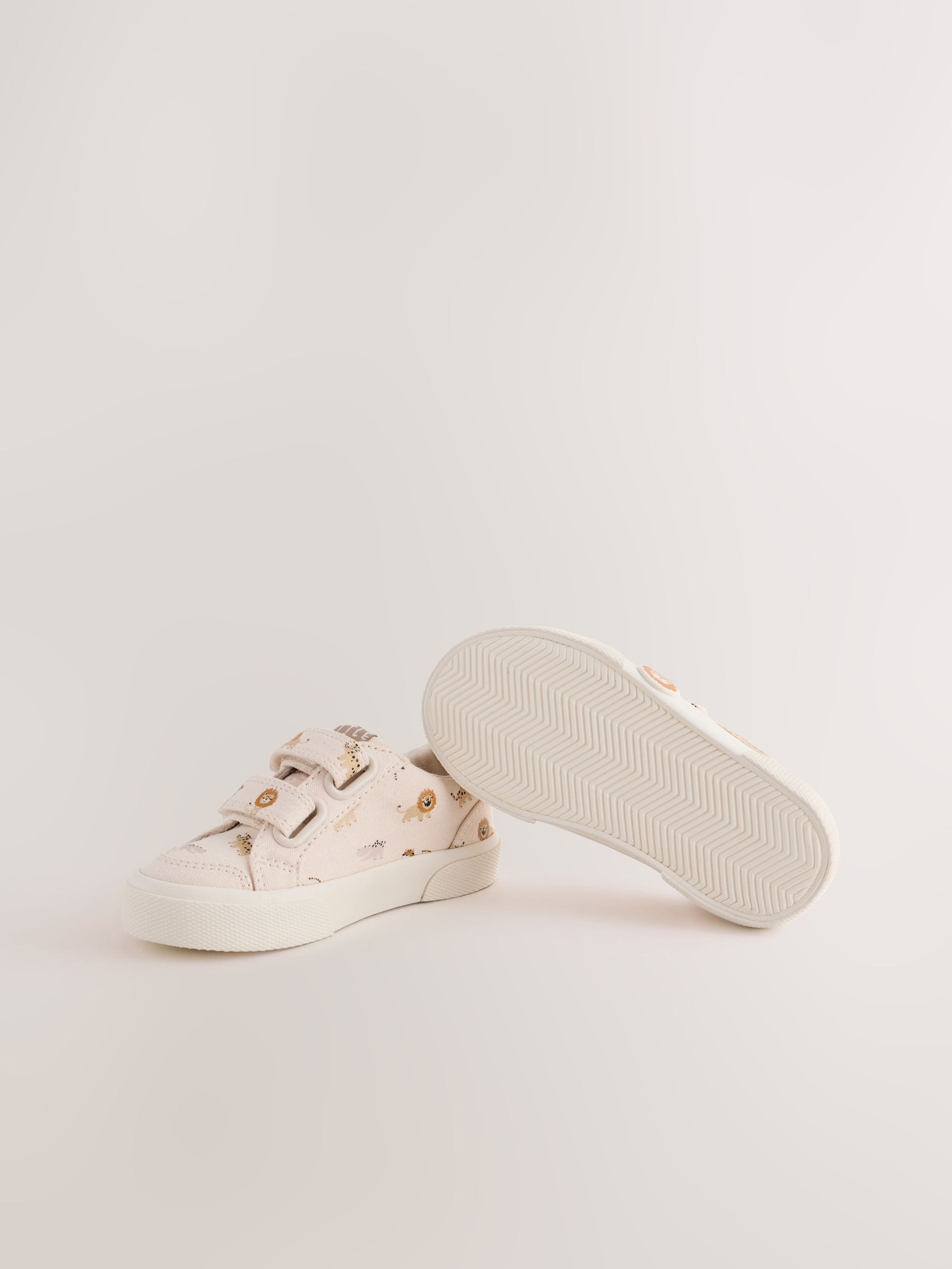Neutral Safari Standard Fit (F) Trainers