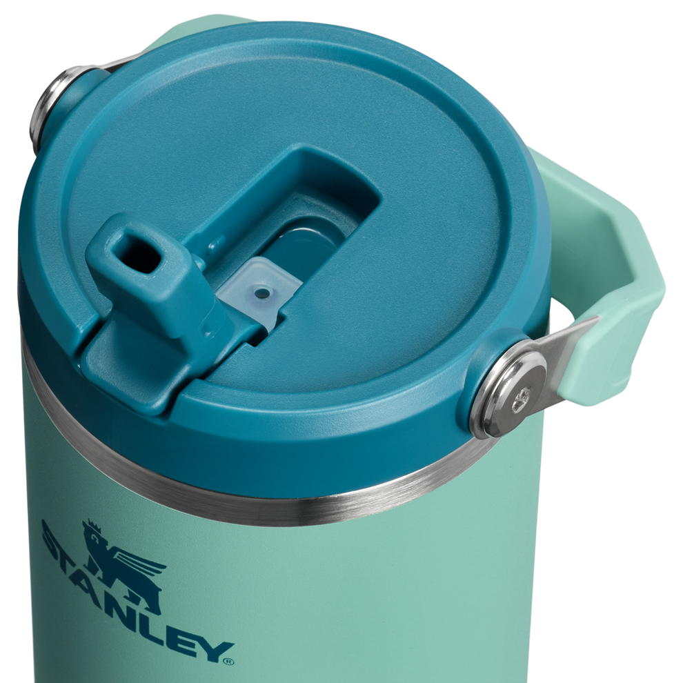 The IceFlow™ Flip Straw Tumbler | 30 OZ