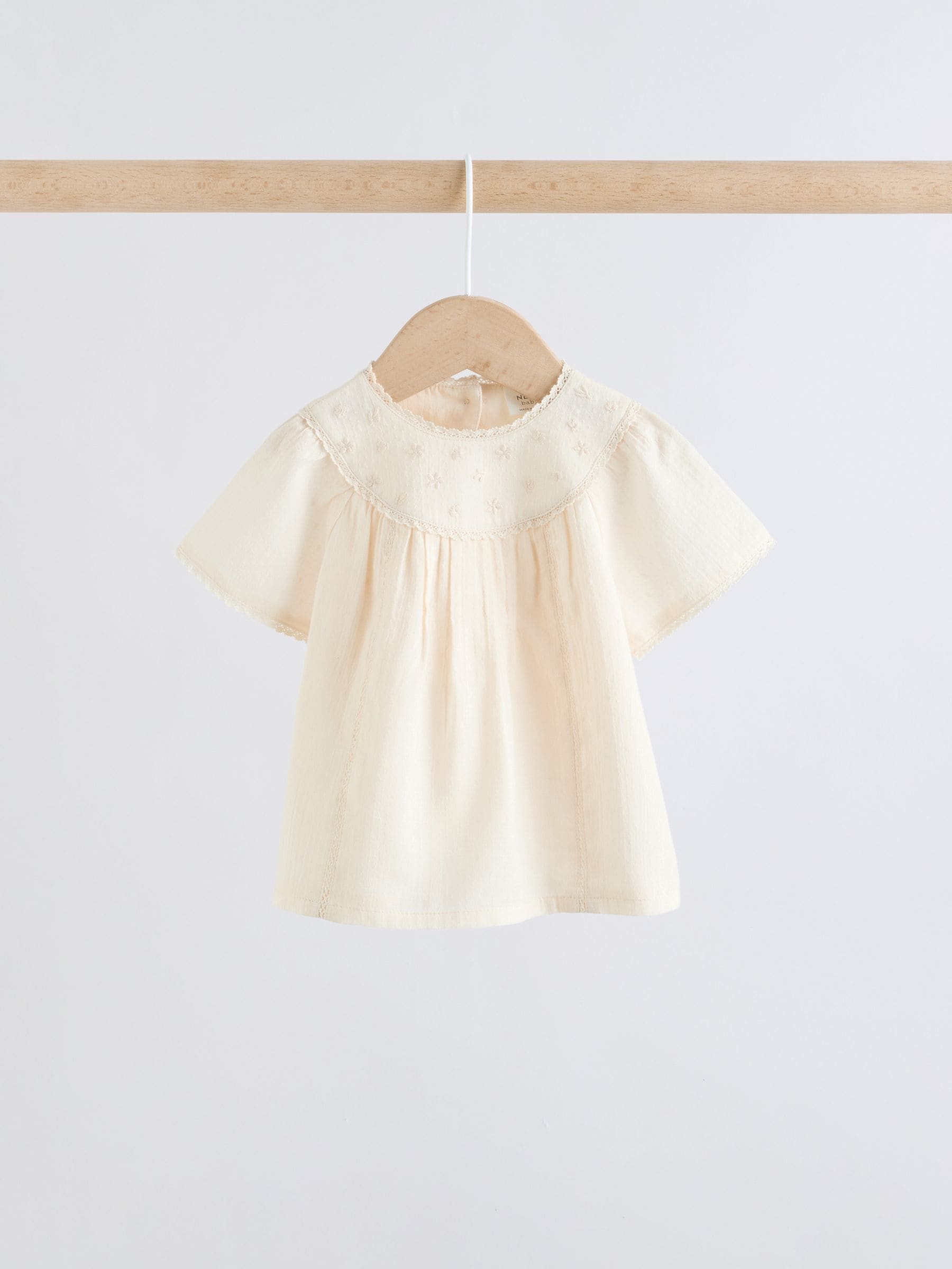 White Woven Baby Top and Shorts 2 Piece Set (0mths-2yrs)
