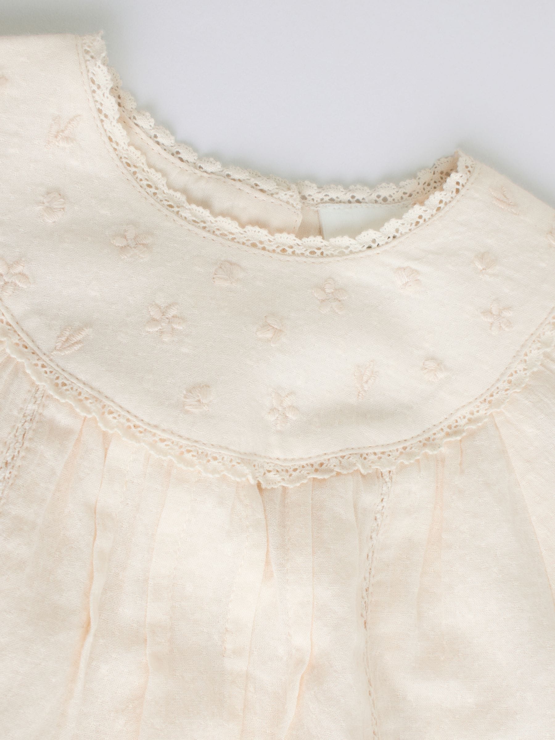 White Woven Baby Top and Shorts 2 Piece Set (0mths-2yrs)