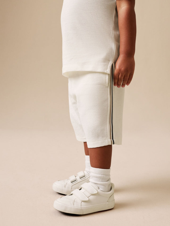 White Zip Neck Short Sleeve Polo Shirt And Shorts Set (3mths-7yrs)