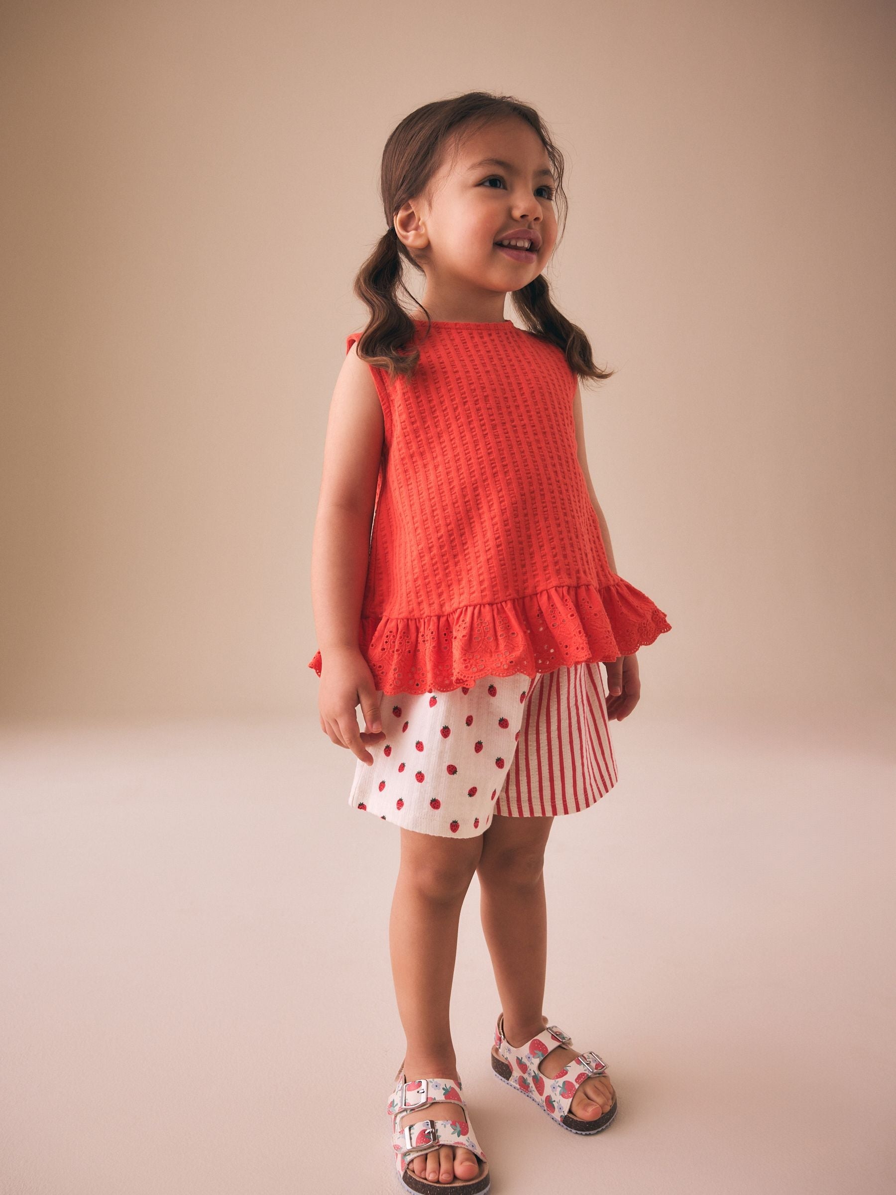 Ecru/Red Stripe Strawberry Shorts (3mths-7yrs)