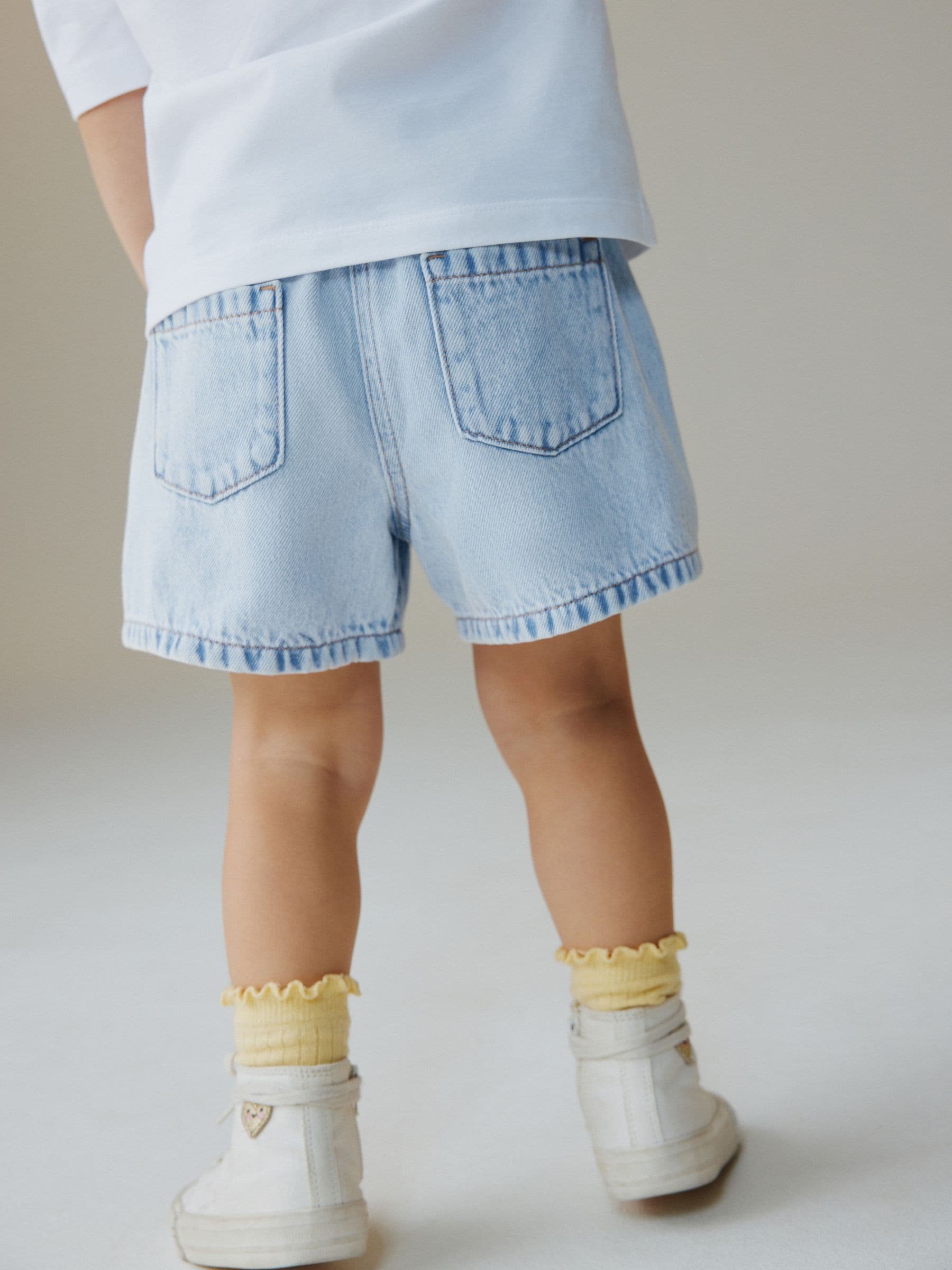 Light Blue Pull On Denim Shorts (3mths-10yrs)